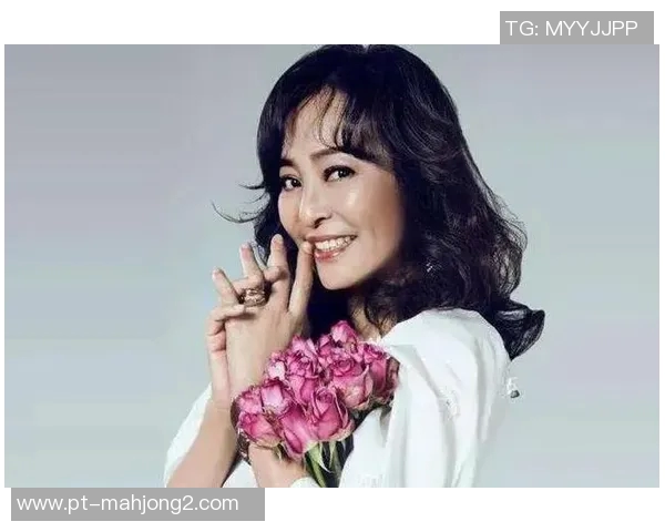 杨芳专访：回顾她在英雄联盟中的辉煌历程与成长故事